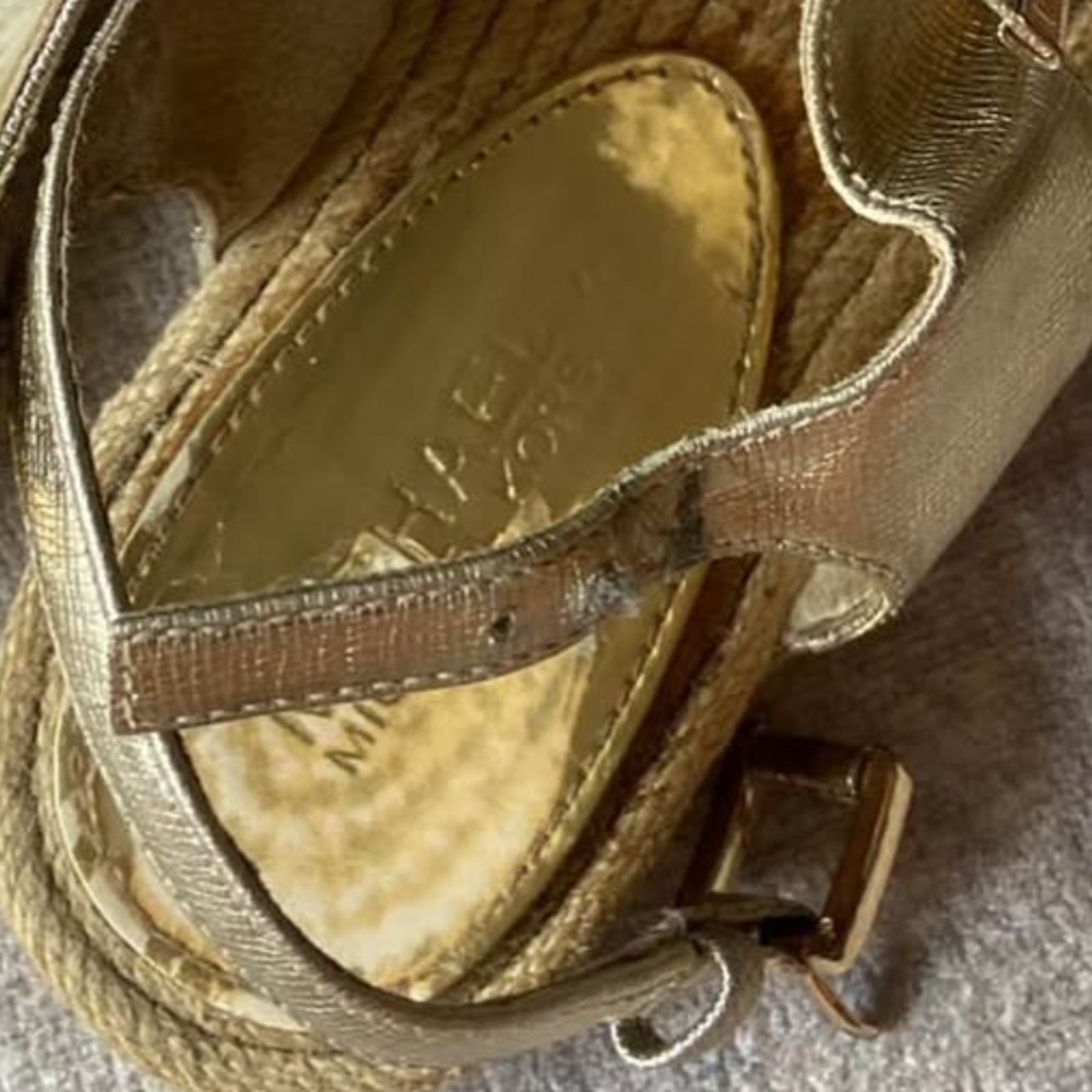 Michael Kors gold sandals - Picture 2 of 4